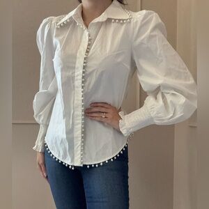 NWT Elliatt White Long Sleeve Bib Collar Blouse